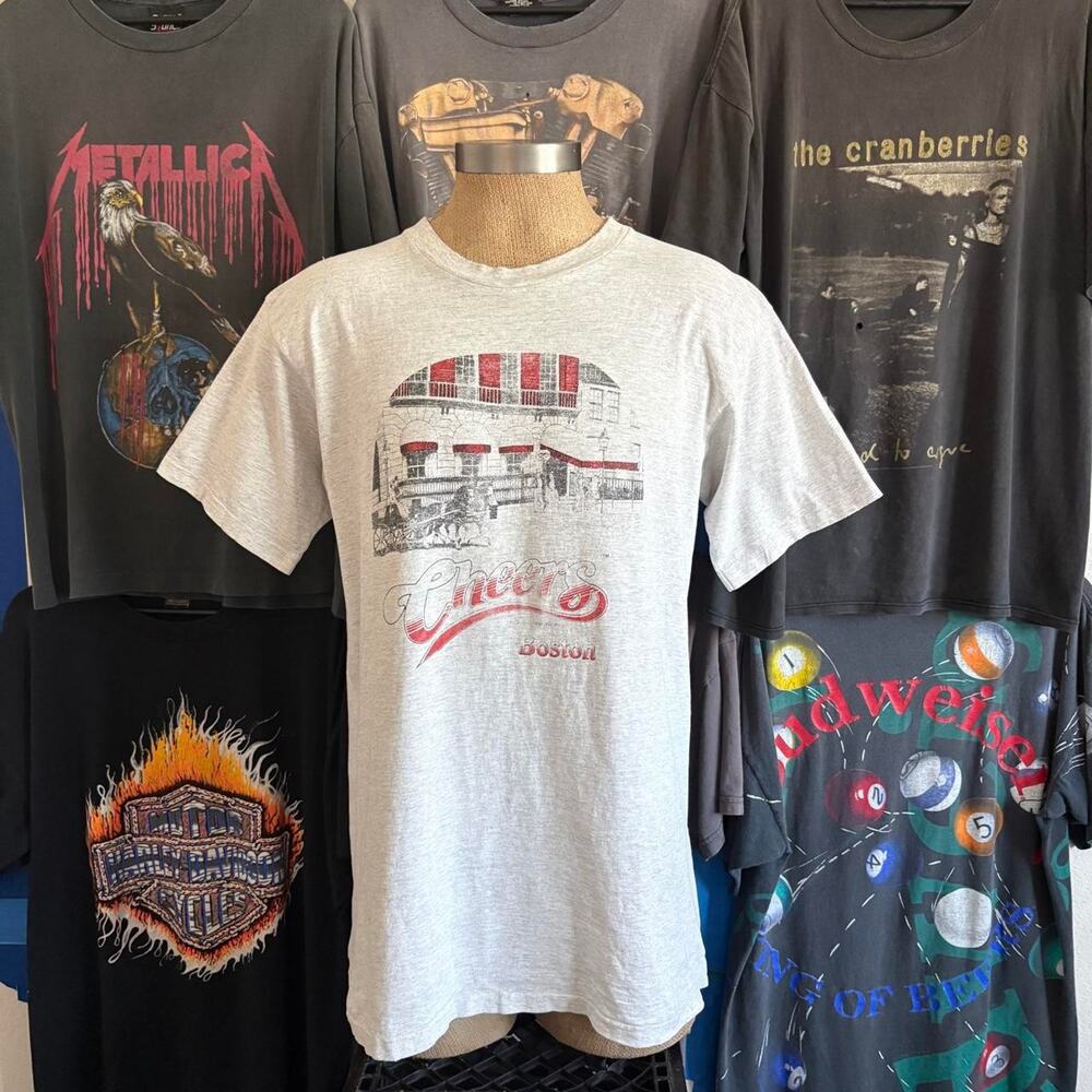 Vintage 1990s Cheers Boston Bar T-shirt